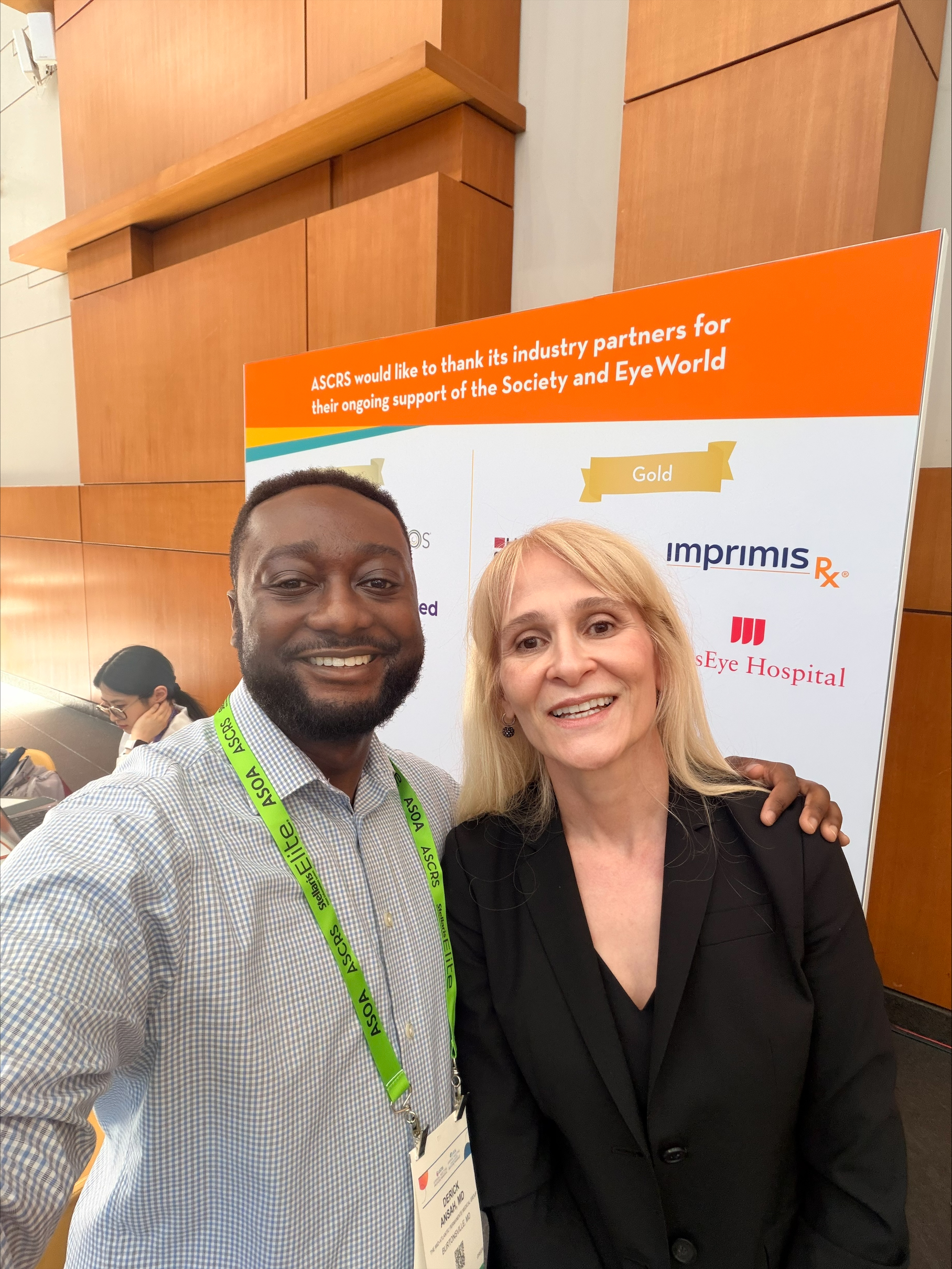 Akpek during meeting