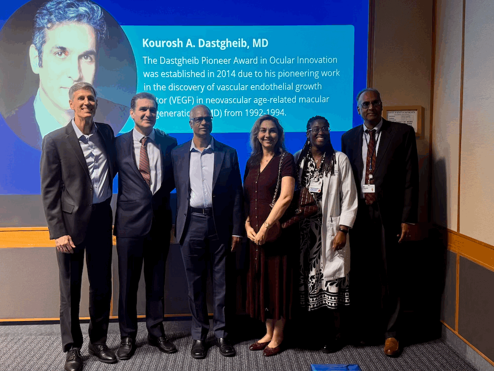 Group photo with Dr. Dastgheib